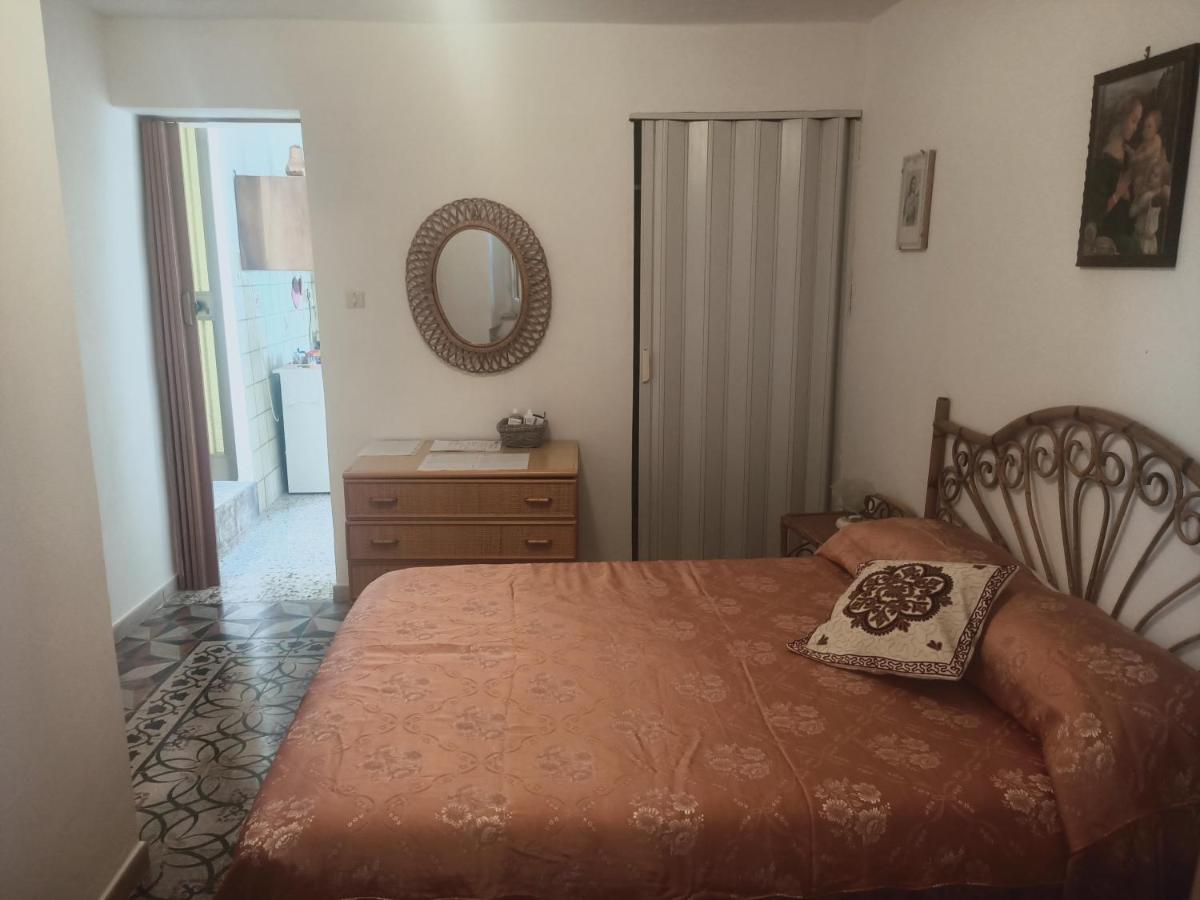 Musica E Poesia Da Battisti Ida Villa Poggio Bustone Exteriör bild